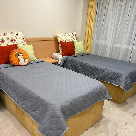 Miramar Palace 509s